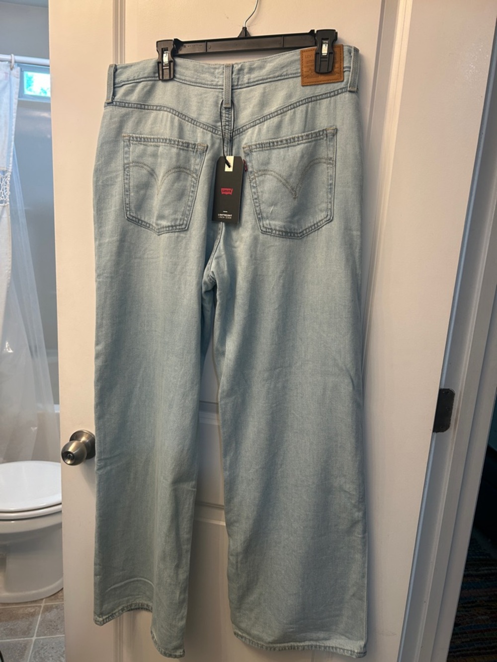 Levi's Light Blue Ribcage High Waisted Linen cotton blend 32 x 32. NWT - Picture 8 of 8